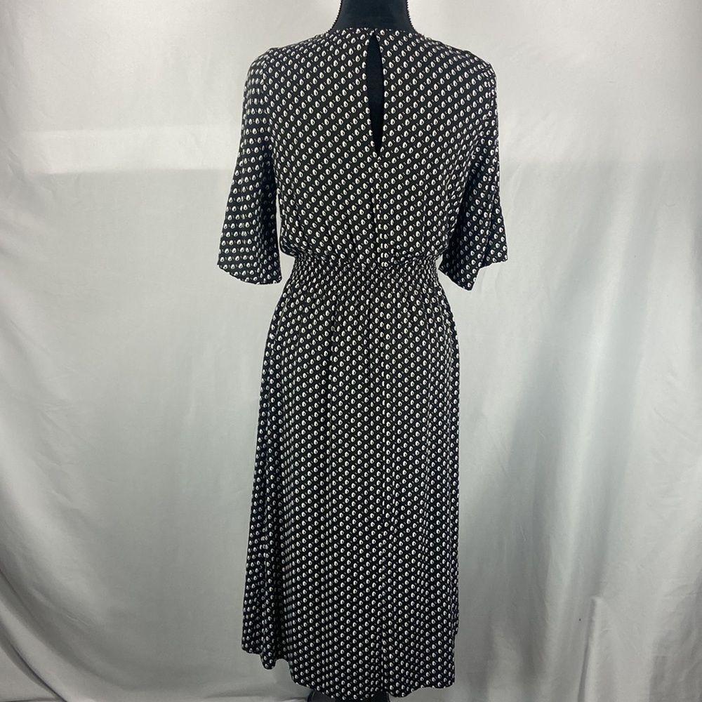 H&M Calf Length Black and White Patterned Dress with Elastic Waist - Picture 3 of 10